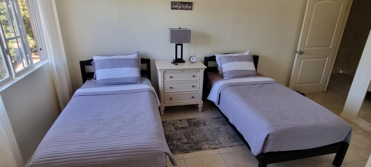 Komfort Getaway Villa At Countrymist Ocho Rios Exterior foto