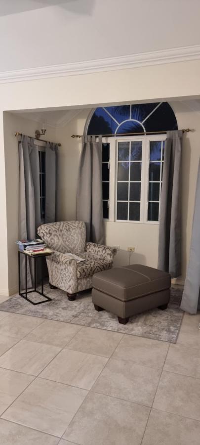 Komfort Getaway Villa At Countrymist Ocho Rios Exterior foto